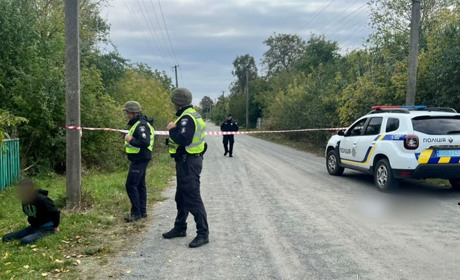 Подвійне вбивство на Житомирщині: чоловік позбавив життя дружину та 9-річну доньку