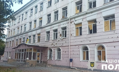 На Херсонщині армія рф атакувала житлові будинки, медичний заклад, сільгосппідприємство