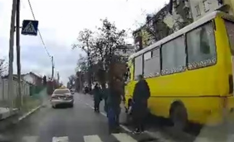 У Новій Каховці автобус збив дитину