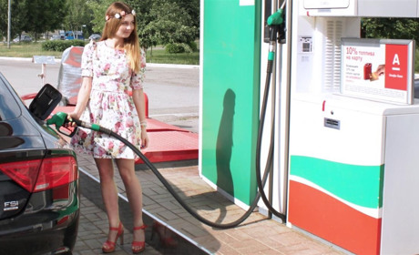 Автомобилистов Херсонщины призывают бороться с повышением цен на бензин