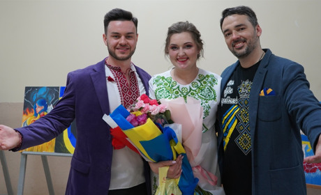 Заради земляків з Городоччини. Інна Лисаківська та дует FINGERS JUMP збирають кошти на авто для ЗСУ
