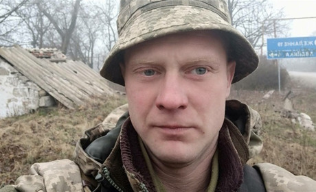 Мамо, не плач, я ж не їду туди, щоб загинути: війна обірвала життя старокостянтинівця Романа Бондаря