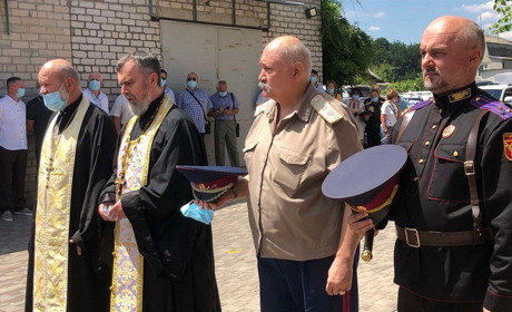 Казаки обещают показать детям, как интересна жизнь за пределами смартфона и компьютера