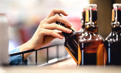 У Городку суд оштрафував чоловіка, який поцупив пляшку алкоголю з супермаркету