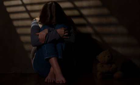 Підозрюють у зґвалтуванні доньки: на Рокитнівщині шукають 37-річного чоловіка