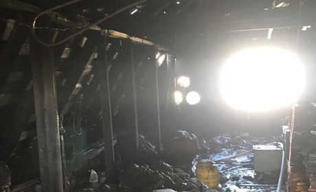 Загорілося на даху: у Кагарлику рятувальники гасили будинок