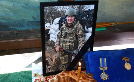 Нікополь попрощався із загиблим захисником Валерієм Висоцьким