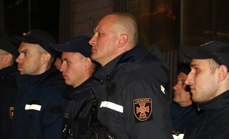 На допомогу рятувальникам Нікопольщини прибули рятувальники Дніпровського та Кам’янського районів