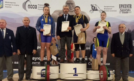 Смілянка Єлизавета Кузьміна стала чемпіонкою України з важкої атлетики