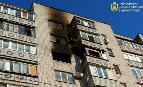 На Херсонщині армія рф атакувала житлові будинки, швидку, автобус та автівки