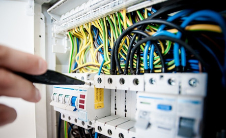 На Сватівщині триває ремонт електромереж: де 22 травня не буде світла