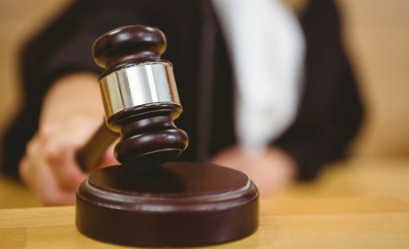 Вища рада правосуддя продовжила строк відсторонення судді Володимирецького районного суду