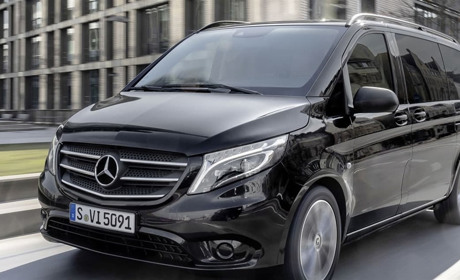 Таксі Ужгород — Варшава: комфортна подорож з України до серця Польщі