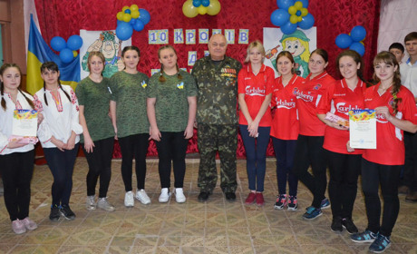 У Піщанському НВК змагались «українські амазонки»