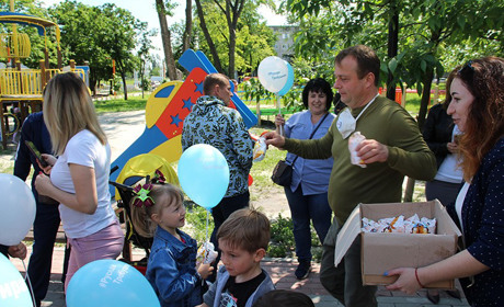 Юні покровчани до свята отримали сюрприз від нардепа