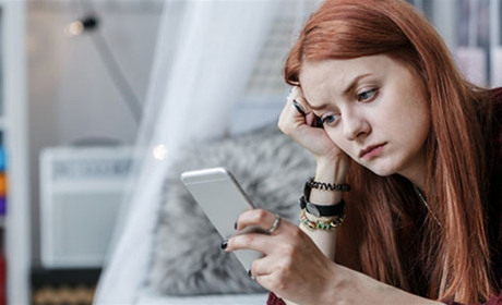 Telegram перемагає телебачення: що показало опитування українців про довіру та джерела новин