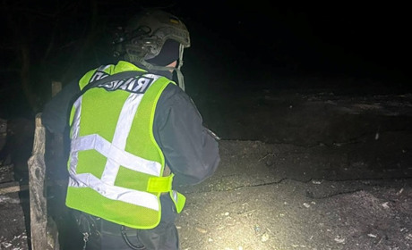 Унаслідок нічної атаки на Київщині пошкоджено вісім будинків, у Києві – багатоповерхівку