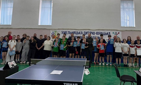 Славутські тенісисти перемогли на районному етапі шкільних ліг