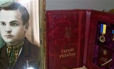 Відтепер провулок Попова носить ім'я Гірника. Розповідаємо про Героя, який вчинив акт самоспалення
