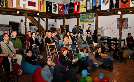 ТЮ, заждались! Пьеса-интервью с командой одного из первых независимых культурных центров на востоке