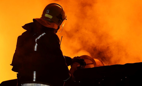 Ворожі дрони пошкодили житлові будинки та енергооб’єкт на Одещині вночі