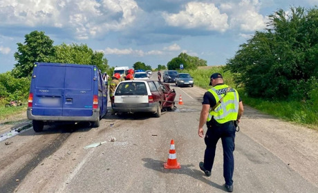 На Первомайщині сталася автокатастрофа: один загиблий, серед постраждалих діти