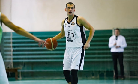 Баскетболіст із Сарн увійшов у топ-10 Вищої ліги: Сергій Заєць розповідає про крайній сезон