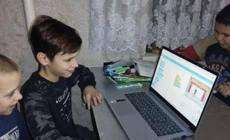 Хроніки дистанційного навчання: досвід родини з Червоногригорівки