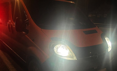 Зухвалий злочин на Звягельщині: чоловік, погрожуючи ножем, заволодів грошима та автівкою