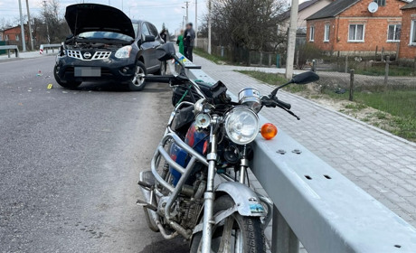 У Сарненському районі 62-річний мотоцикліст потрапив у ДТП