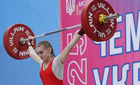 Три бронзові медалі: важкоатлетки з Ярунської громади на Чемпіонаті України