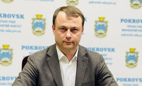 Міський голова Руслан Требушкін привітав медиків Покровської громади із професійним святом. ВІДЕО