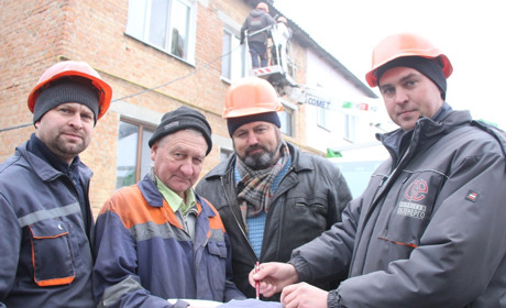 ВОЇНИ СВІТЛА І ТЕПЛА: ПРАЦІВНИКИ НІЖИНСЬКОГО РЕМУ ТРИМАЮТЬ СВІЙ ЕНЕРГЕТИЧНИЙ ФРОНТ