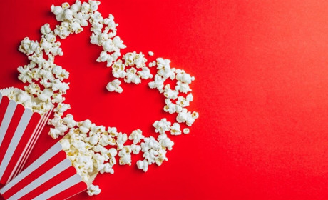 Зігрійся коханням: добірка романтичних фільмів до Дня всіх закоханих