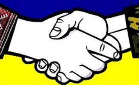 За кошти, що зібрали педагоги Калинівської громади, для військових купили три станції живлення