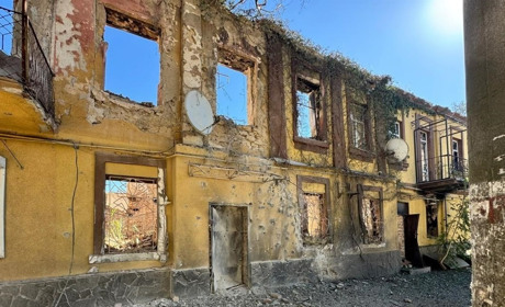 На Херсонщині армія рф завдала ударів по житлових кварталах, критичній та соціальній інфраструктурі