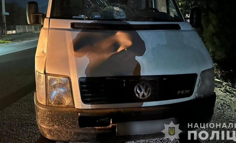 Поліція розслідує обставини ДТП, що відбулася в м. Бар, у якій загинув пішохід