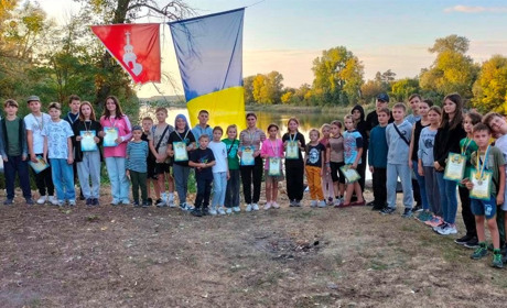 Юні туристи Переяславської громади вправно подолали "Смугу перешкод" і разом відзначили День туризму