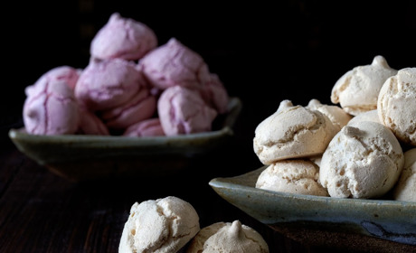 Як приготувати повітряне безе з кремом Шарлот: простий рецепт десерту від Сватове.City