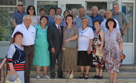 Через 50 років зустрілись у Гродівській школі випускники
