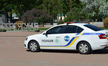 У Переяславі нетверезий чоловік не хотів залишати готель і скандалив: хроніка поліції