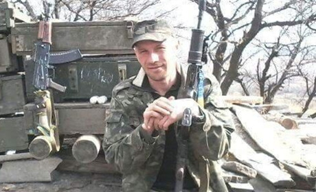 Загинув на Донбасі, народився на Хмельниччині, жив на Миколаївщині. Южноукраїнці вважають його своїм