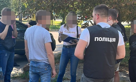 Вимагали хабар за відстрочку від військової служби: на Черкащині викрито групу осіб