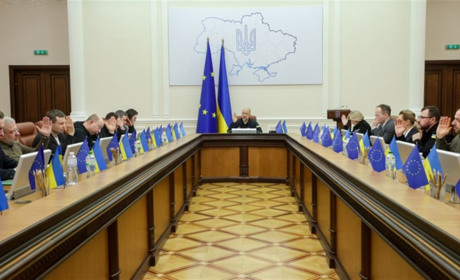 Уряд продовжив виплати для ВПО до 1 березня, а з 1 березня — на 6 місяців певним категоріям