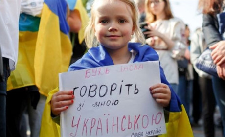 Тільки українською! Відсьогодні сфера обслуговування переходить на українську: кого це торкнеться