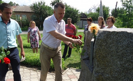 Пам'яті поета журби і радості Олександра Олеся