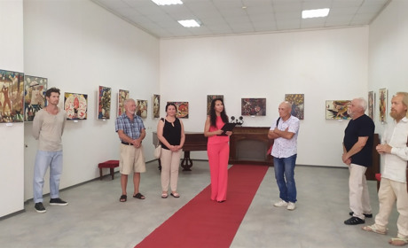Одесская пастораль в Измаиле: в картинной галере открылась выставка Николая Прокопенко