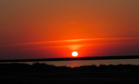 Как поймать луну и солнце: десятиклассник Владислав Исаченко победил в конкурсе любительских фото