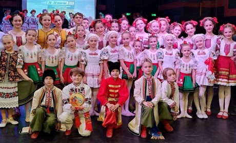 Супер ​​​​Гран-прі у зразкового ансамблю народного танцю «Квіти України» із Південноукраїнська