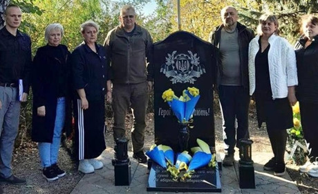 Пам’ять загиблих захисників і захисниць вшанували хвилиною мовчання